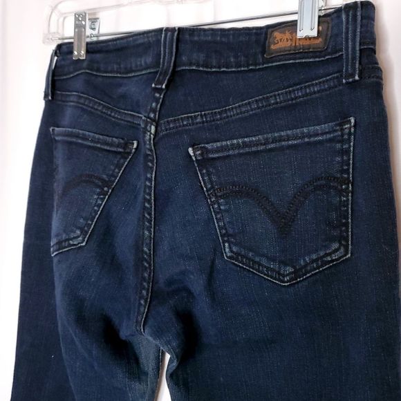 Levi's 535 Cropped Raw Hem Distressed Skinny Jean Dark Wash Blue - Picture 6 of 8